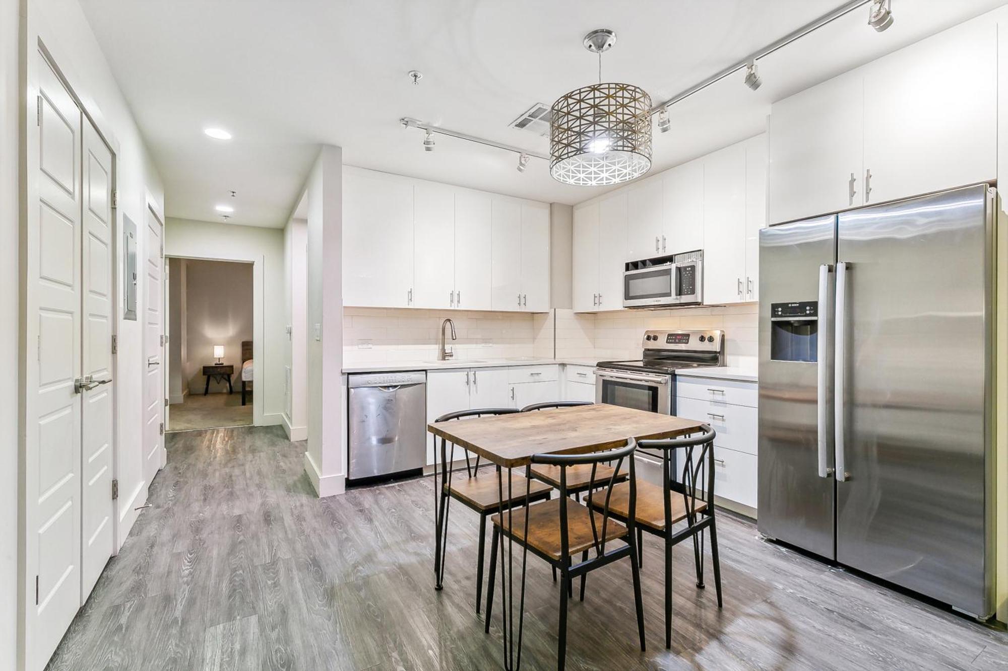 Upscale Condos And Penthouses Close To Canal And Bourbon St Nova Orleães Exterior foto
